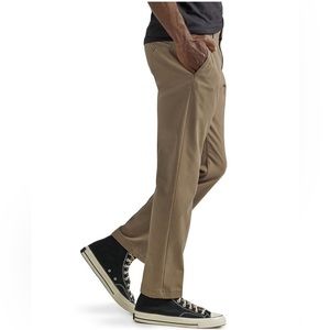 Lee man, size 31/30 slim‎ fit khaki pants